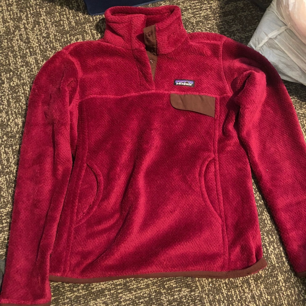 Patagonia sweatshirt